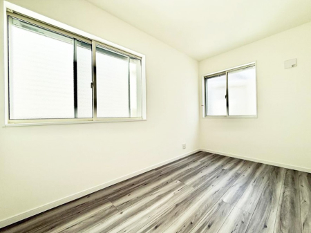 �q������ �������v���C�x�[�g��ԂƂ��ĐÂ��ŗ�������������񋟂��Ă���܂�