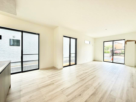 ���r���O ���������ƕ���������A�����b�N�X�ł�����