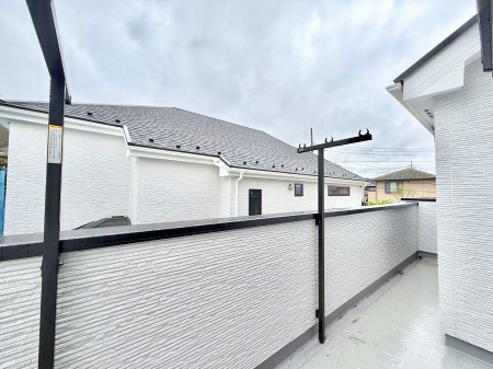 �o���R�j�[ ������ �G�߂̈ڂ낢����������J���I�ȋ�Ԃł�