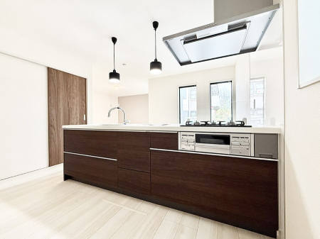 �L�b�`�� �������Ƒ����J��[�߂�A������̂���L�b�`��