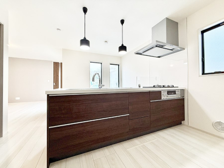 �L�b�`�� ���������y���݂ƐH�ׂ�K����͂���L�b�`��