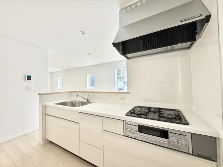 �L�b�`�� ���������y���݂ƐH�ׂ�K����͂���L�b�`��