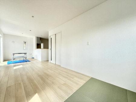 ���r���O ���������R�Ɖ�b�����܂��A�S�n�悢�ЂƂƂ�