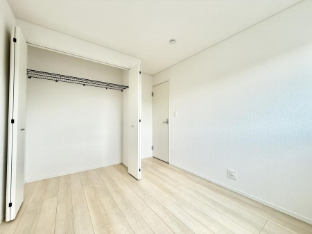 �Q�� ���������̔z�u��ʋC���̗ǂ��݌v�ŕ����̋�C�������炸�A��ɐV�N�ȋ�C������܂�