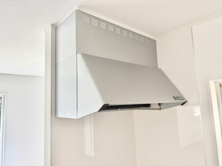 ���̑����� �ݔ����������̏��C����������C��ɗU������A�����I�ɔr�����ł��܂��B