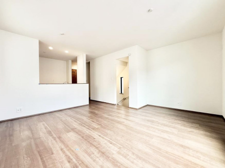 ���r���O F����  ���Ƒ��̎��Ԃ��ʂ�A���K�Ŗ��������