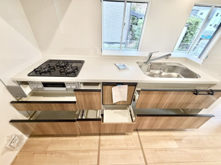 �L�b�`�� 1����  ���Ƒ����J��[�߂�A������̂���L�b�`��