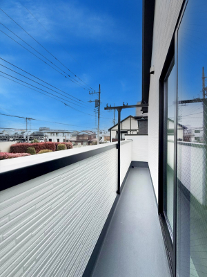 �o���R�j�[ ������ �G�߂̈ڂ낢����������J���I�ȋ�Ԃł�