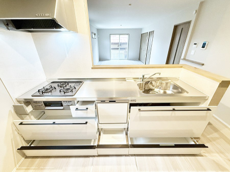 �L�b�`�� �������Ƒ����J��[�߂�A������̂���L�b�`��