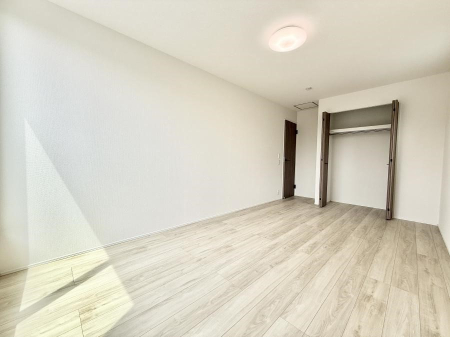 ���̑����� �������D��ŉ��₩�Ȏ��Ԃ��������