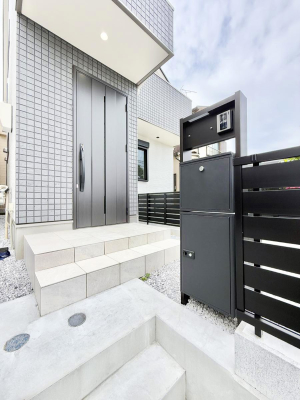 ���� �O�ρ� �V���v���Ŕ������A�Z�܂��̑���ۂ��ʂ錺�ւł�