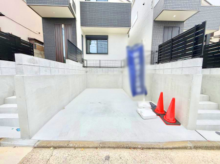  �O�ρ��J�[�X�y�[�X�L