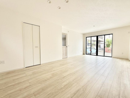 ���r���O �������V���v���������ґ�A��؂Ȑl�Ɖ߂����S���قǂ�����