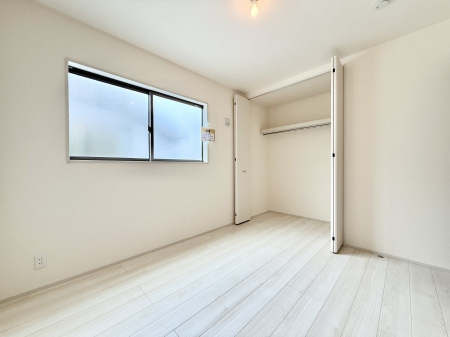 �q������ ����