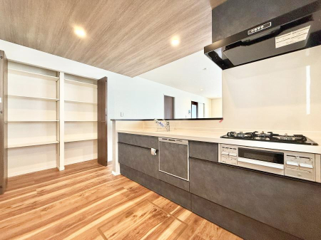 �L�b�`�� �������V���v���Ŕ������S�n�悢���Ԃ𐶂ރL�b�`�����