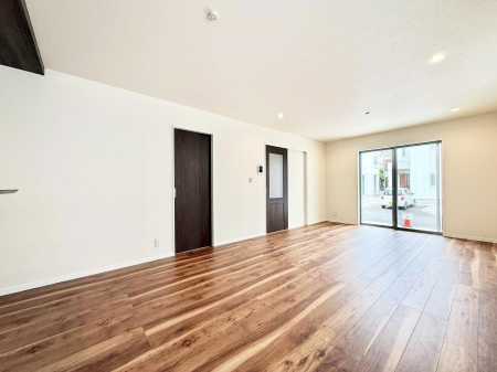 ���̑����� �������Ƒ��̏Ί炪���ӂ��A���났�̋��