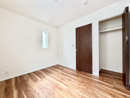 �q������ �������v���C�x�[�g��ԂƂ��ĐÂ��ŗ�������������񋟂��Ă���܂�