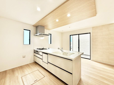 �L�b�`�� �������Ƒ��ƂȂ���A�R�~���j�P�[�V�����̏�