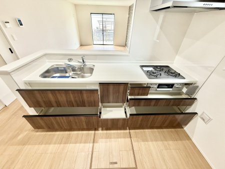 �L�b�`�� �������Ƒ����J��[�߂�A������̂���L�b�`��