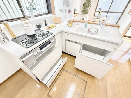 �L�b�`�� �������Ƒ����J��[�߂�A������̂���L�b�`��