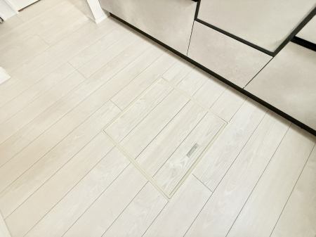 ���̑����� �ݔ����B�ꂽ���[�X�y�[�X�ŉƑS�̂��X�b�L��