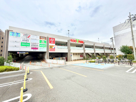 ���ӊ� �X�[�p�[ 900m ���s�A �����X