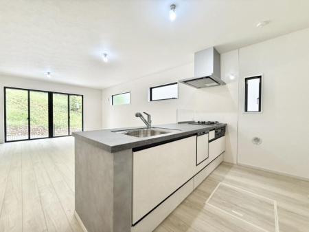 �L�b�`�� �������Ƒ����J��[�߂�A������̂���L�b�`��