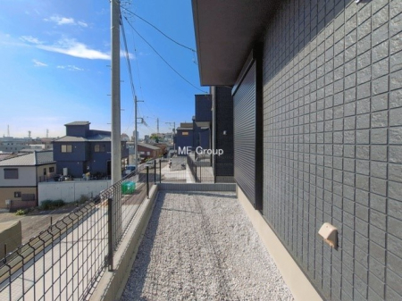 ���̑� 20����  ����炵�ɏ�����^����A�΂��������ꂽ�Z�܂��ł�