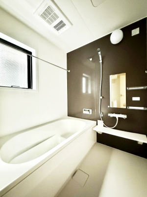 ���� 2����  �������b�N�X�ł���A���₩�ȕ��͋C�ł�