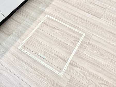 ���̑����� �ݔ����B�ꂽ���[�X�y�[�X�ŉƑS�̂��X�b�L��