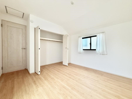 �q������ C����  ���v���C�x�[�g��ԂƂ��ĐÂ��ŗ�������������񋟂��Ă���܂�