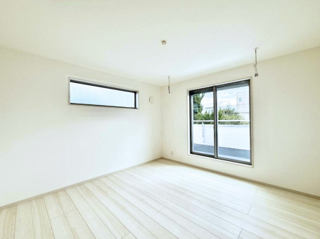 ���̑����� 1����  �������������F�����̂������ŉ��₩�Ȏ��Ԃ��y���߂܂�