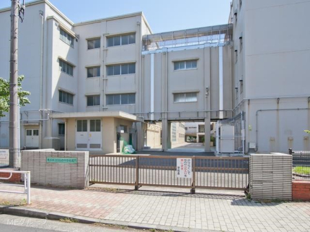 ���ӊ� ���w�Z 700m ���l�s�����g�䒆�w�Z