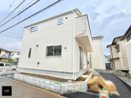 ���n�O�ώʐ^ 1����  ���V������炵���n�܂�ꏊ�ŁA�Ƒ����J��[�߂�