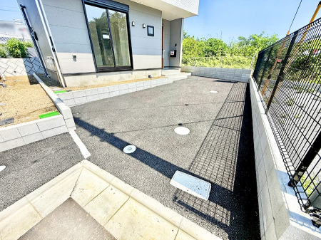  4����  ���J�[�X�y�[�X�L