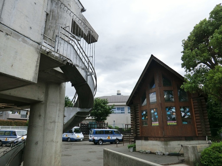 ���ӊ� �c�t���E�ۈ牀 1700m �y�m���P�u�c�t��