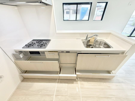�L�b�`�� 2����  ���Ƒ����J��[�߂�A������̂���L�b�`��