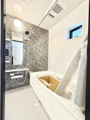 ���� 1����  �������b�N�X�ł���A���₩�ȕ��͋C�ł�