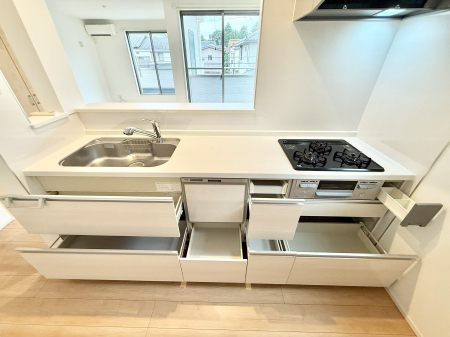 �L�b�`�� �������Ƒ����J��[�߂�A������̂���L�b�`��
