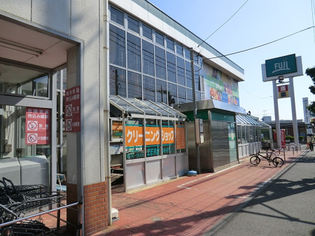 ���ӊ� �X�[�p�[ 900m FUJI �����X