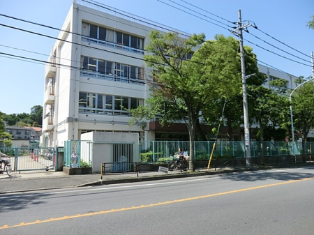 ���ӊ� ���w�Z 350m ���s����쏬�w�Z