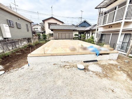 ���n�O�ώʐ^ 1����  ���V������炵���n�܂�ꏊ�ŁA�Ƒ����J��[�߂�