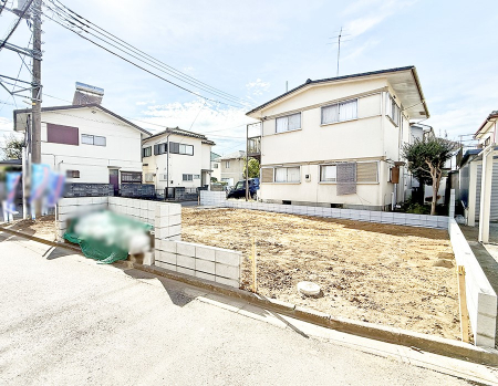 ���n�O�ώʐ^ 1����  ���V������炵���n�܂�ꏊ�ŁA�Ƒ����J��[�߂�
