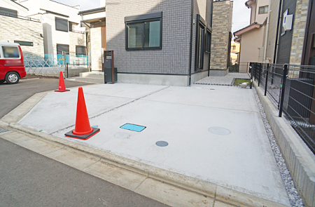  外観■自宅にある駐車スペースなので安心ですね