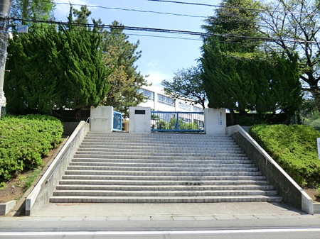周辺環境 小学校 1039m 町田市立鶴川第四小学校