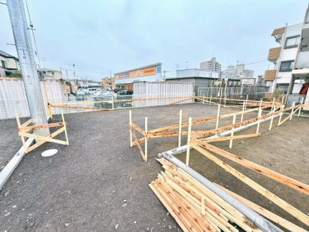 現地外観写真 外観■家族みんなが笑顔で過ごせる、安心感のある住まい