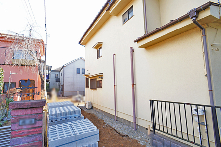 現地外観写真 外観■暮らしを彩る充実した設備仕様が備わった新築戸建