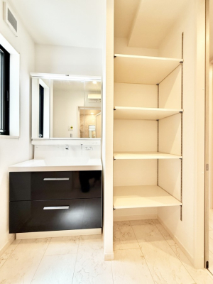 ʑEʏ Ƒ݂Ȃg₷zuł