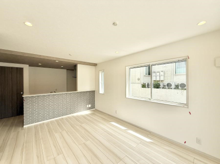 rO 났ƏΊ炪W܂AS܂郊rO