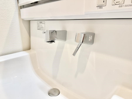 ���̑����� �ݔ����ׂ��������܂Ő􂢂₷���֗��ȃn���h�V�����[�t��